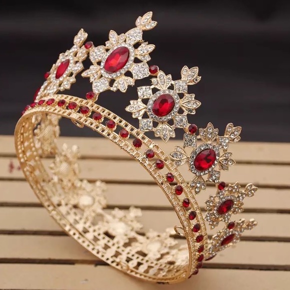 Metal gold crown with ruby jewels - Picture 2 of 8